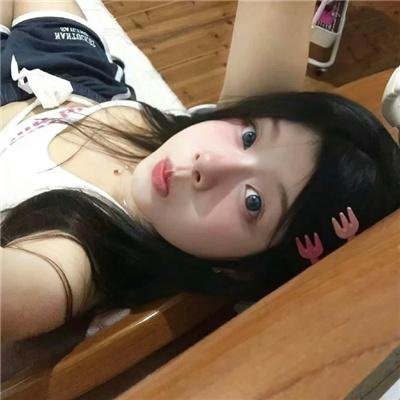 美女蛇岛求生